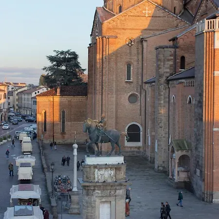 Piazza Del Santo Pensjonat